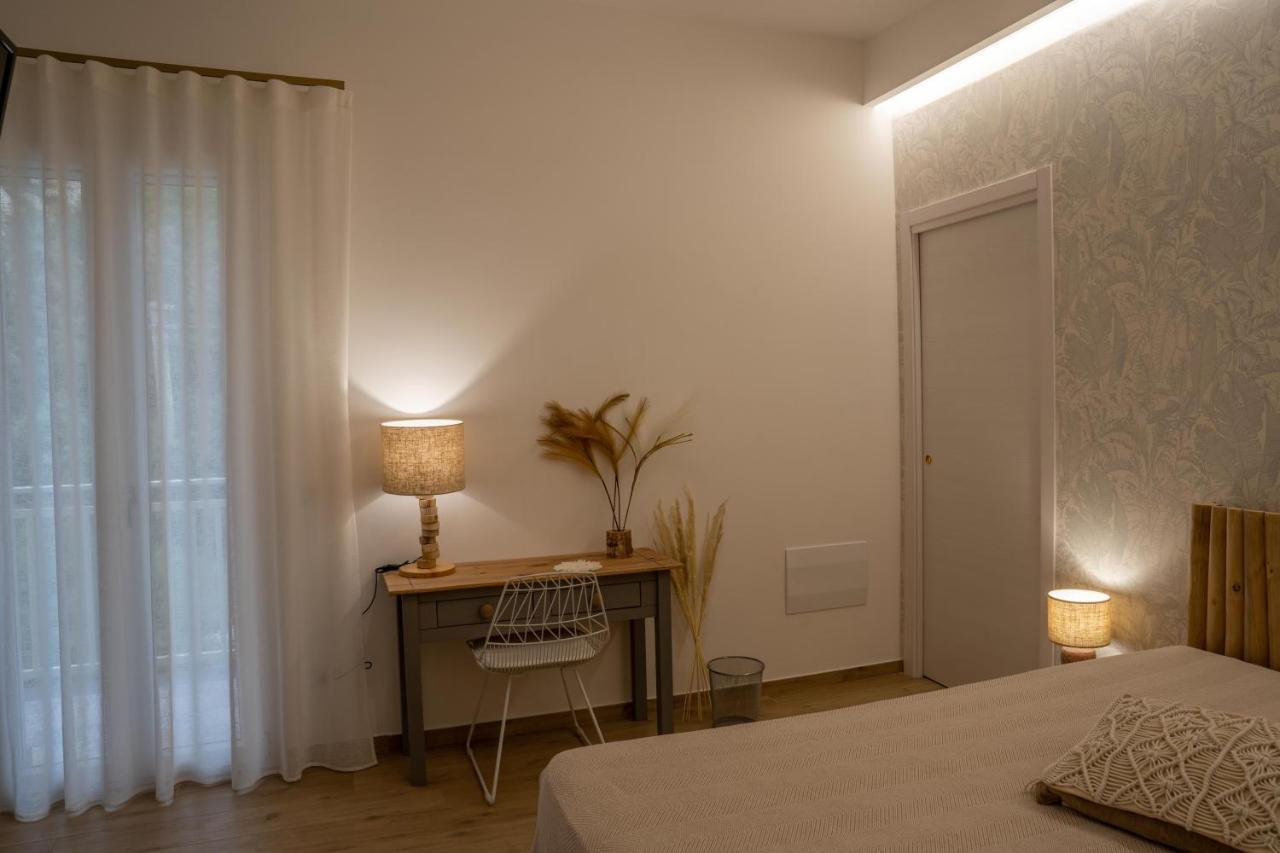 Le Camere Della Scala ปอร์โต เอมเปโดเกล ภายนอก รูปภาพ